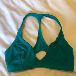 Lululemon y flow bra